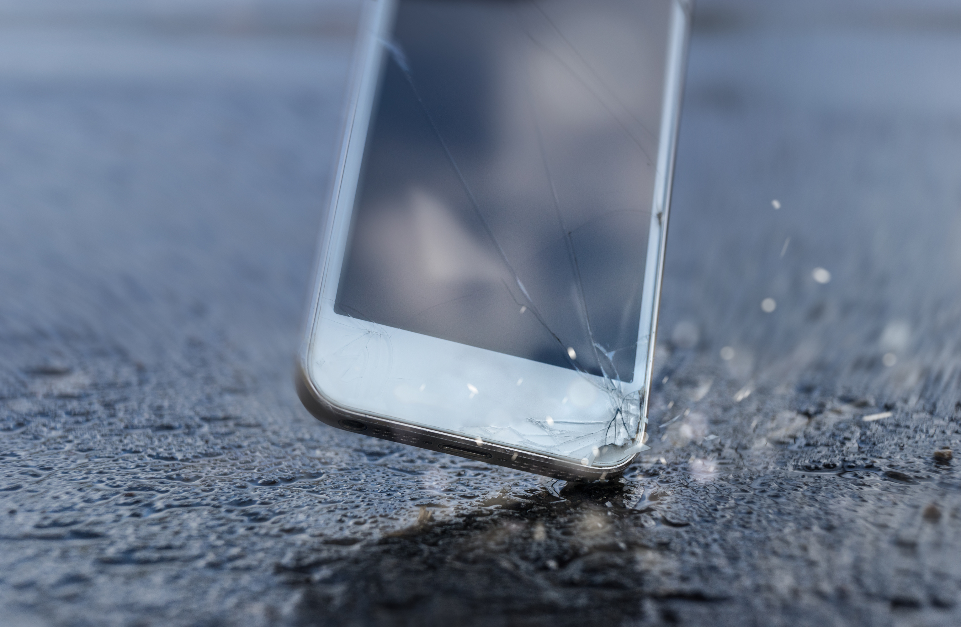 iPhone Dropped and Needing Phone Screen Repair