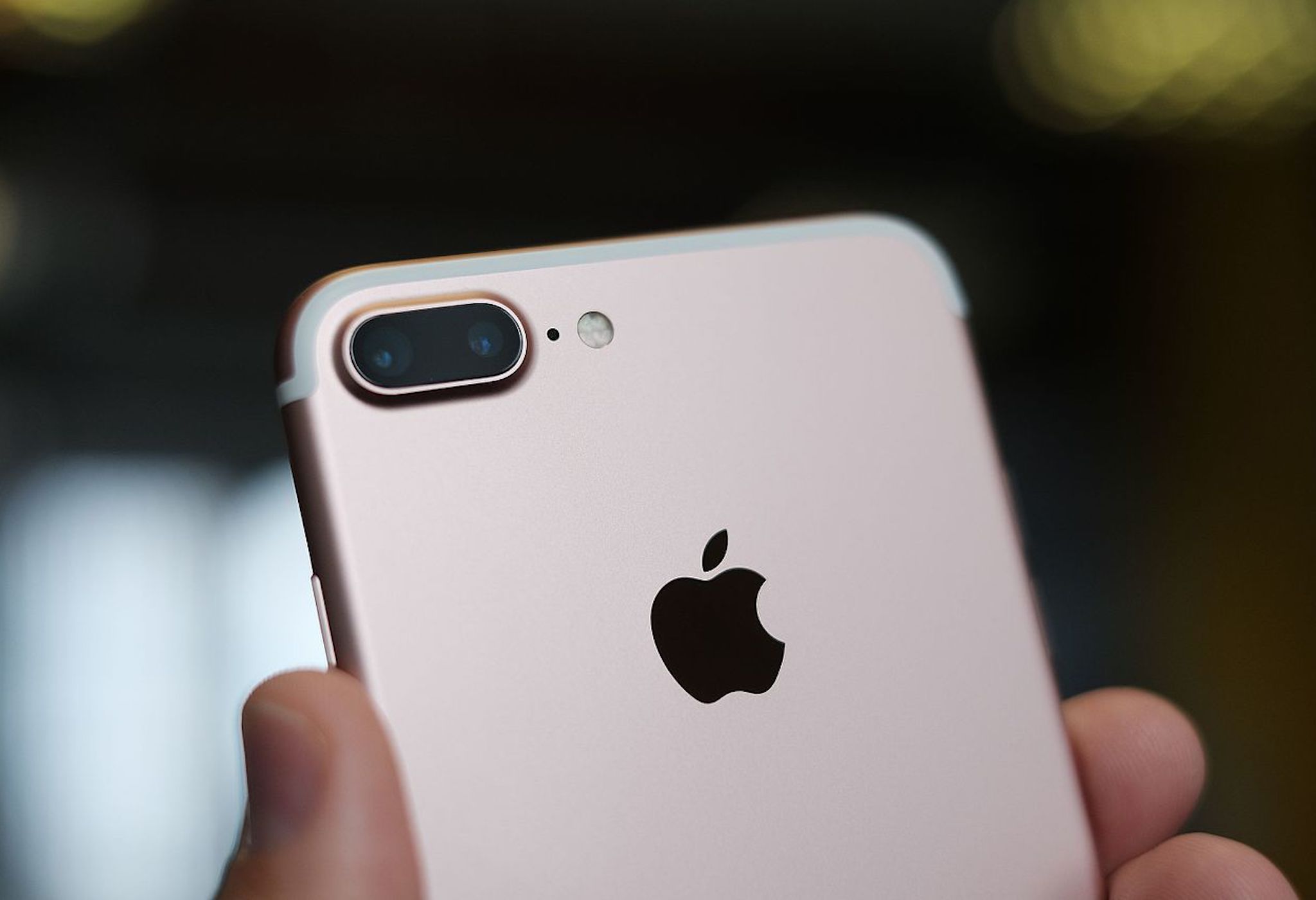 How much does an iPhone 7 Plus cost in 2022? - Swappa Blog