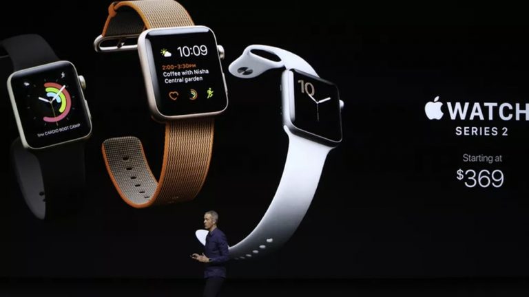 does apple watch series 4 play music