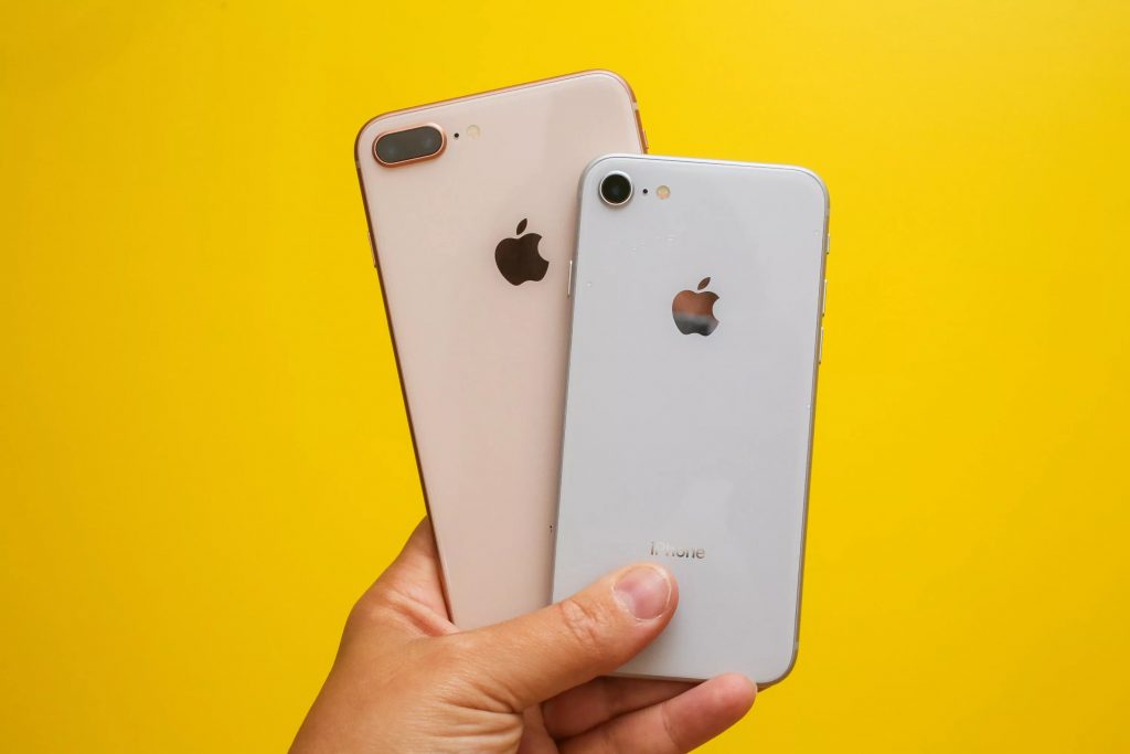 What is the difference between iPhone 8 and iPhone 8 Plus • Blog —