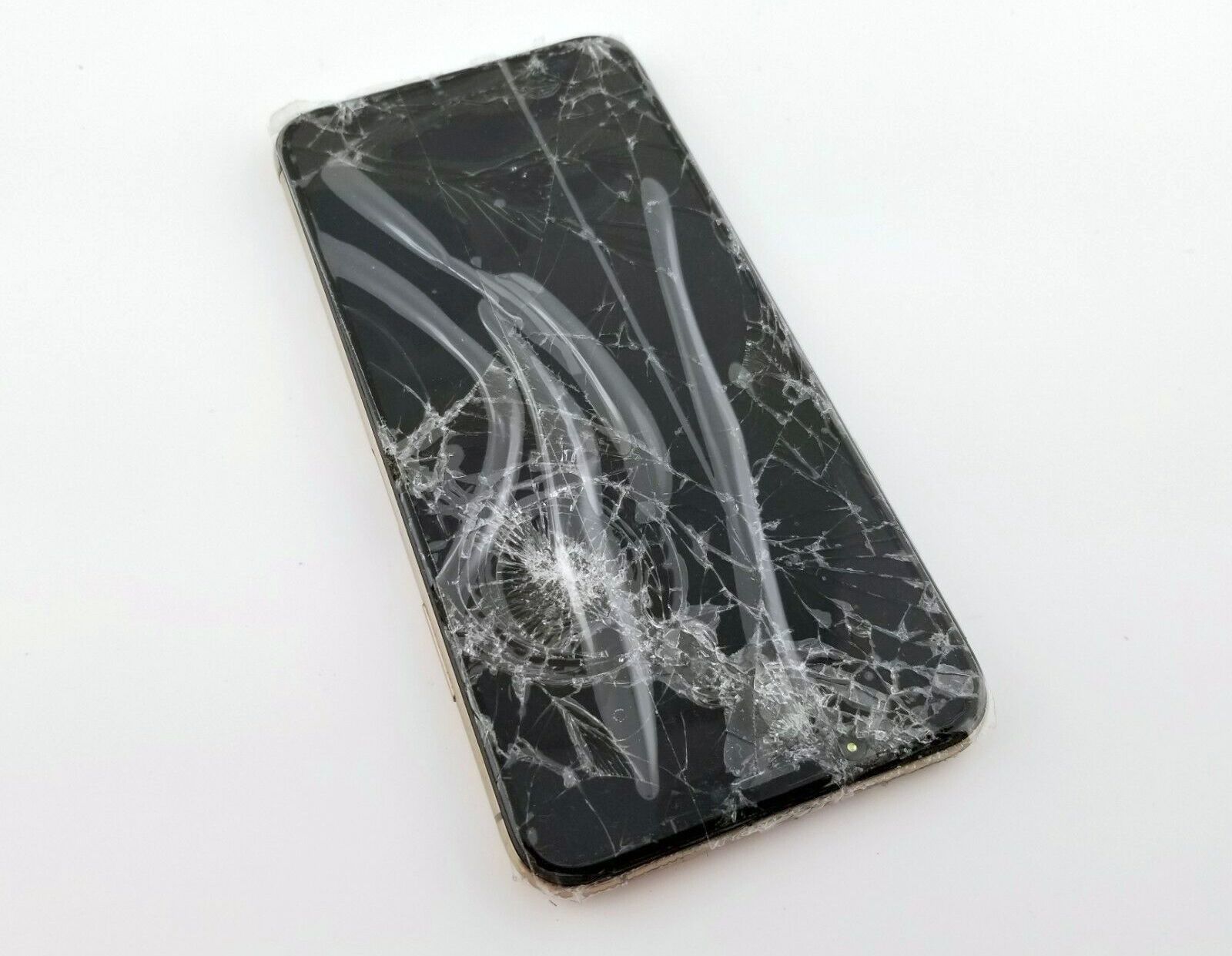 How much does iPhone XS Max screen repair cost?